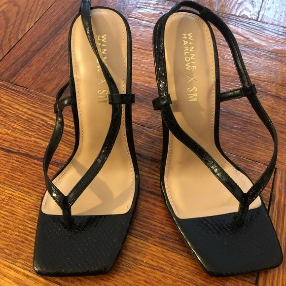 Steve Madden x Winnie Harlow Sandals - Picture 3 of 3